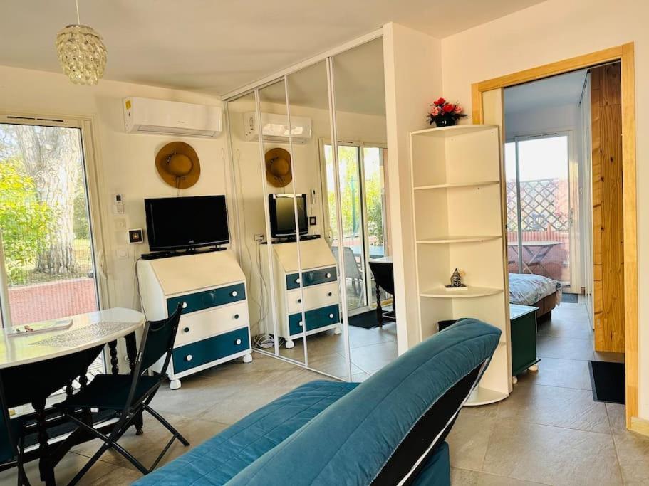 Moderne Mini Maison Lezignan-Corbieres Bagian luar foto