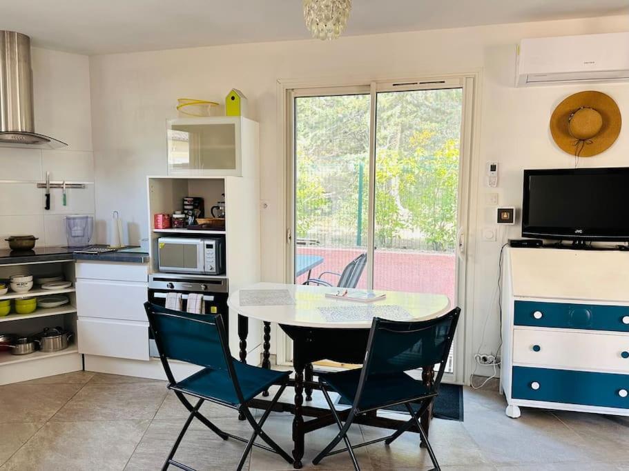 Moderne Mini Maison Lezignan-Corbieres Bagian luar foto