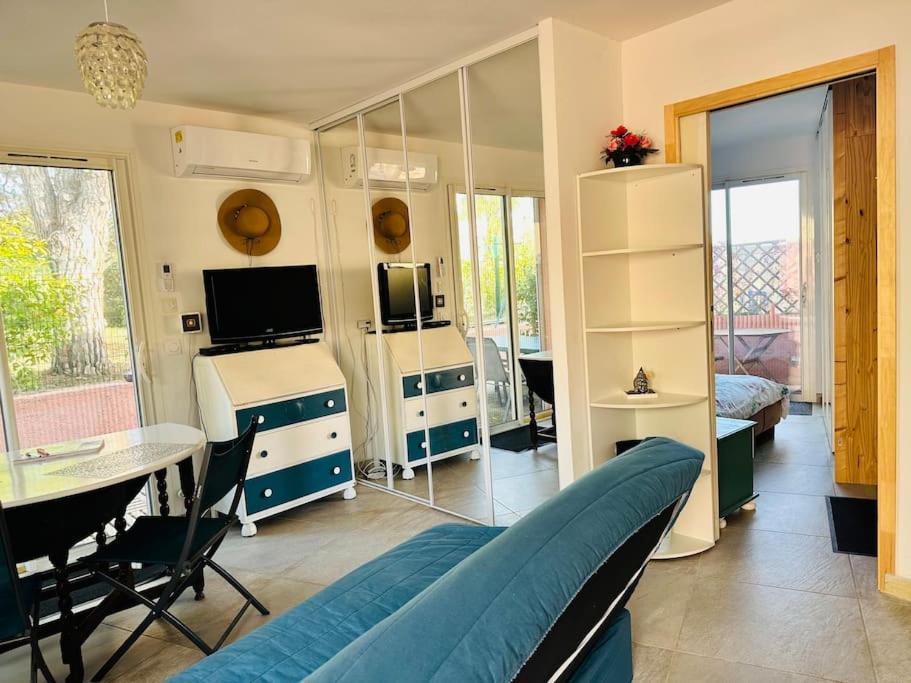 Moderne Mini Maison Lezignan-Corbieres Bagian luar foto